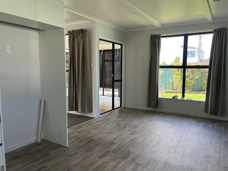 3 Hetherington Road Ranui_9