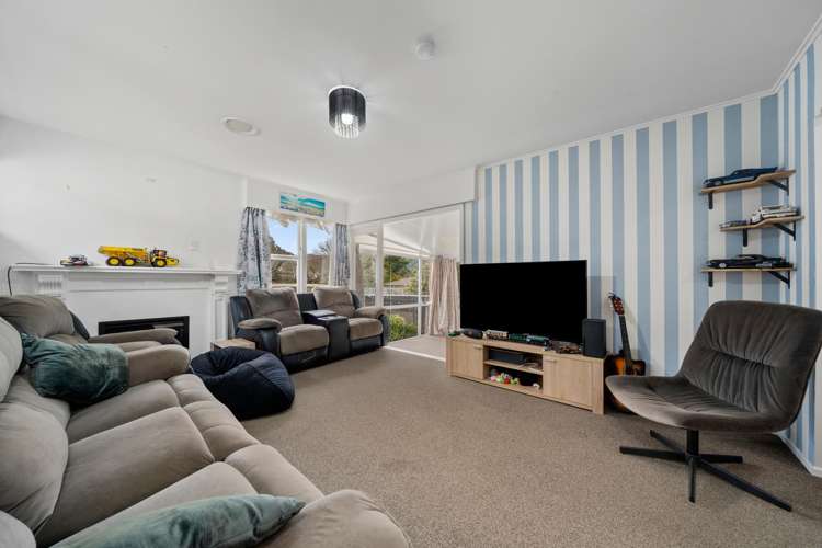 62 Karaka Street Wainuiomata_10