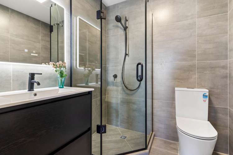 7B Coast Garden Drive Hobsonville_18
