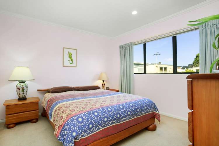 10/58a Molesworth Taita_6