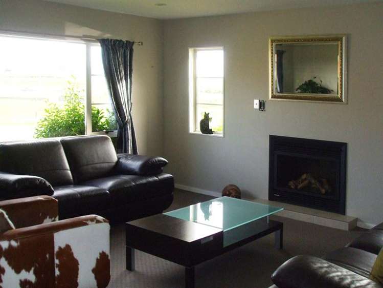 40 Salford Crescent Flat Bush_1