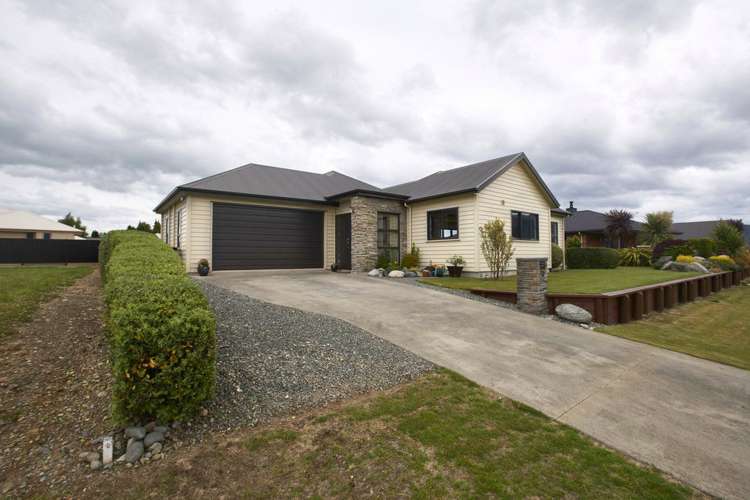 64 Breaksea Street Te Anau_51