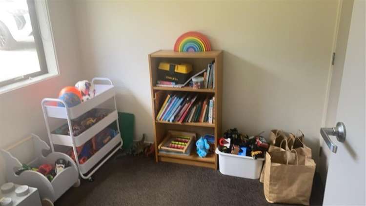 10 Bathurst Crescent 11554_7