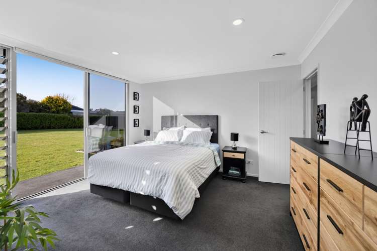 427 Cardiff Road, Pembroke Stratford_23