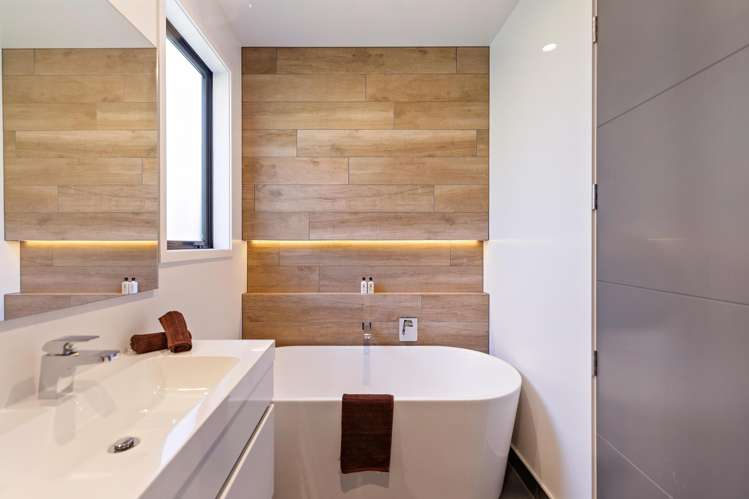 6 Pendeen Crescent Jacks Point_20