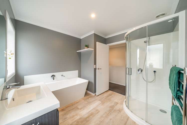 4 Climie Way Trentham_24