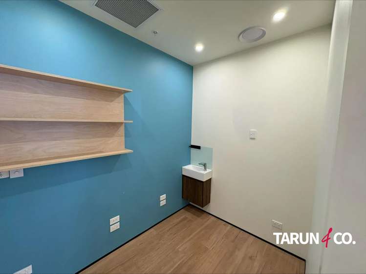 G4/255 Broadway Newmarket_1