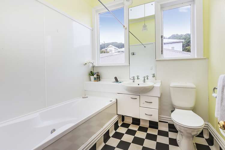 13 Armour Avenue Mount Victoria_18