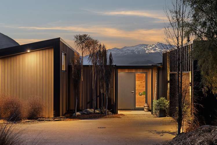 6 Big Valley Drive_0