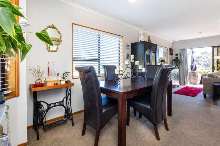 1/7 Gerald Stokes Avenue Helensville_2