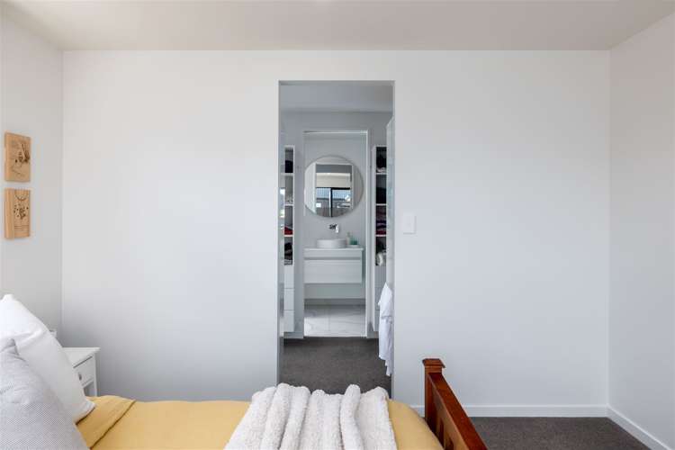 9 Russ Drive Lincoln_12