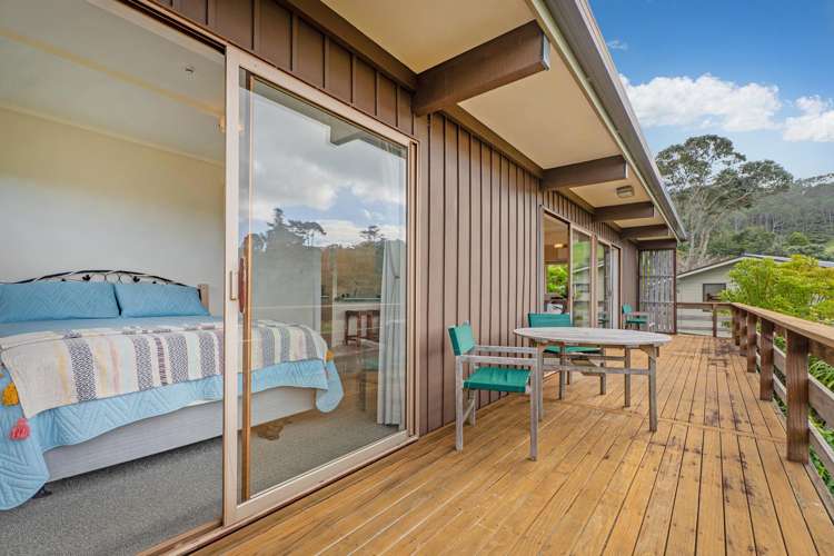 3 Patricia Place Hahei_23