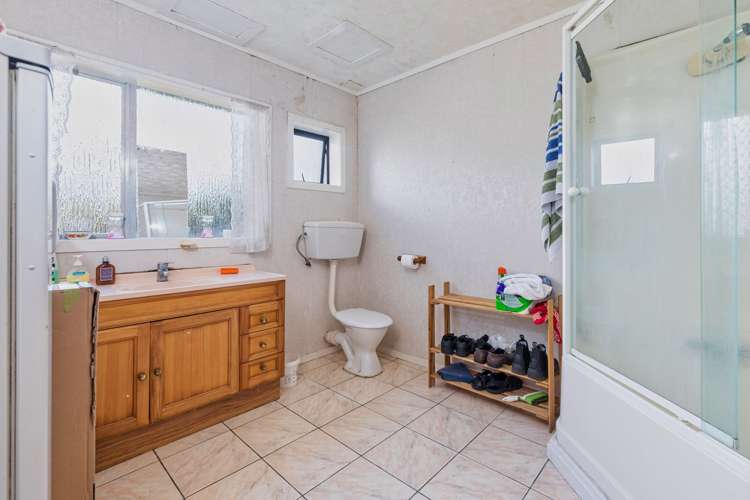 256 Te Atatu Road Te Atatu South_26