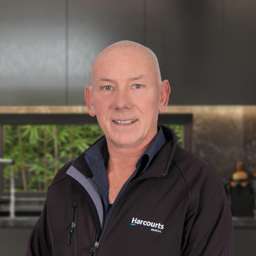 Phil Hutton