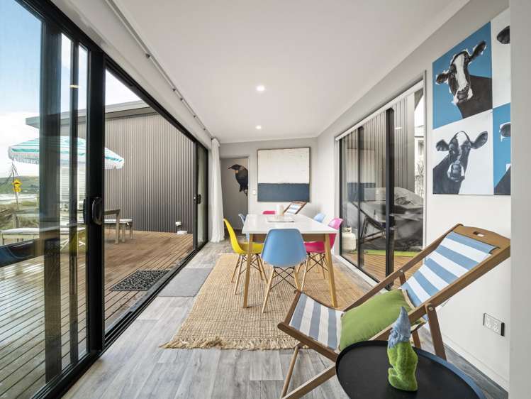 46 Esplanade Kaka Point_13