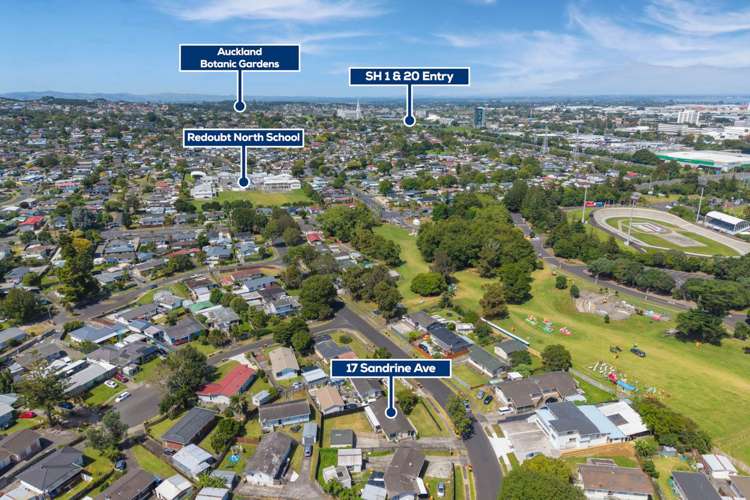 17 Sandrine Avenue Clover Park_18