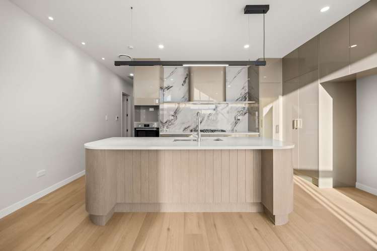 14 Tuwai Crescent Opaheke_7
