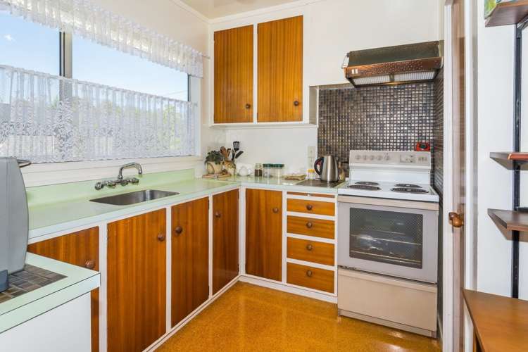 1/4 Tui Glen Road Birkenhead_10