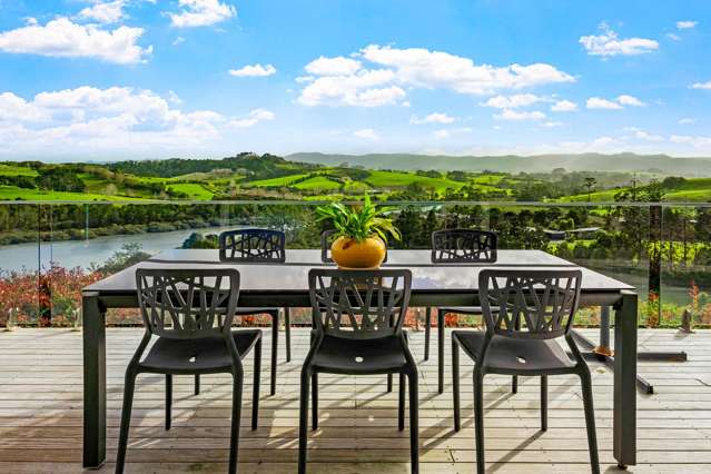 Sunsets, style and serenity – Matakana