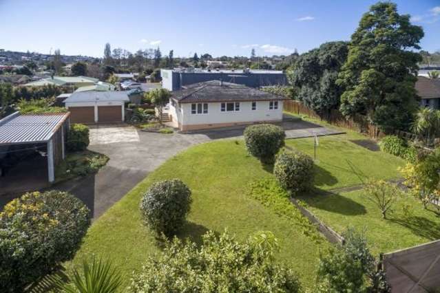 76 Andrew Road Howick_1