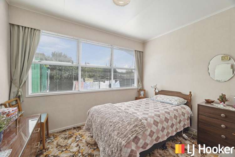19 Joanne Crescent Pukehangi_9