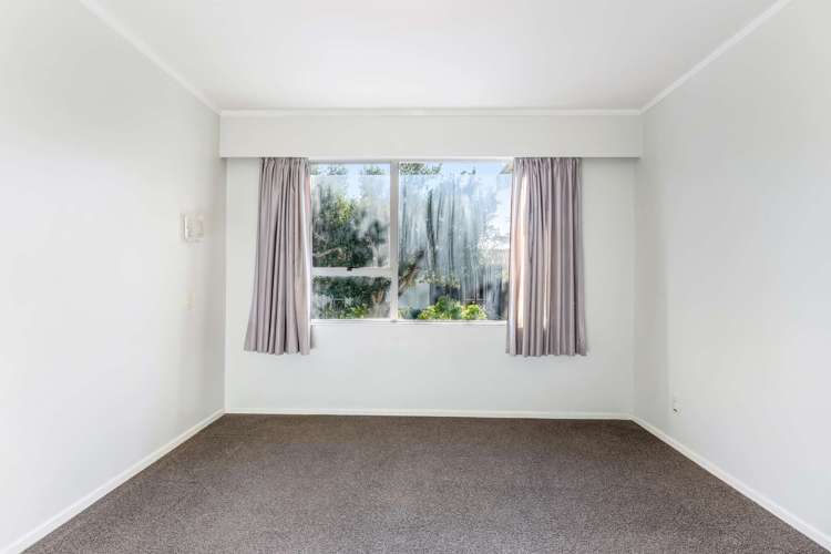 54 Peakes Road Springvale_13