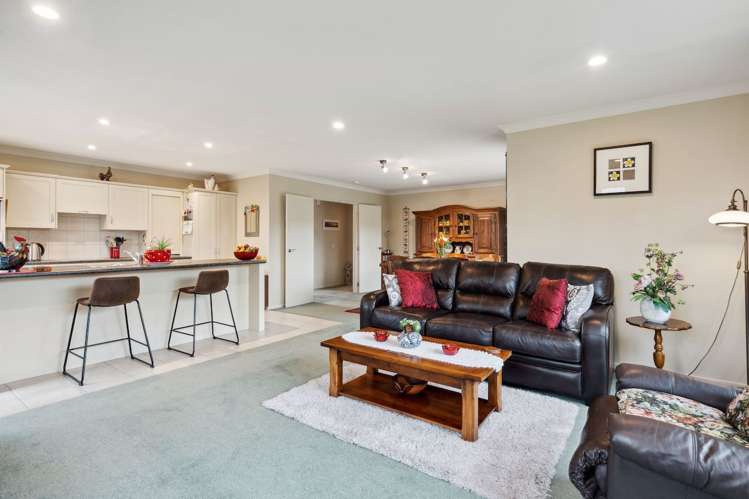 3 Solway Place Mosgiel_9