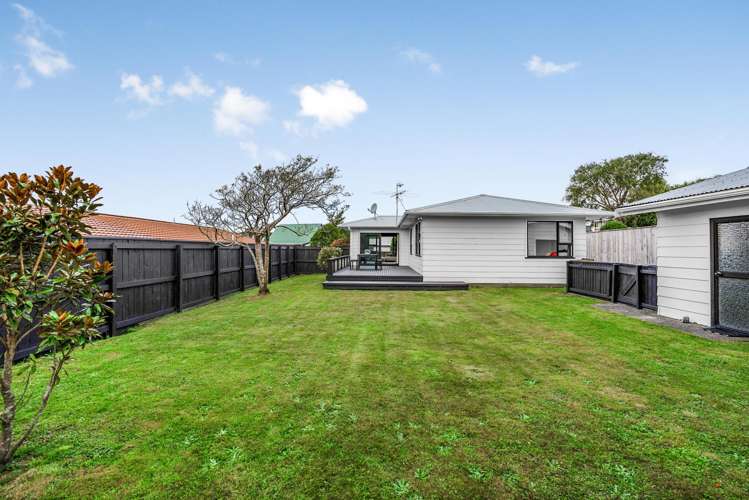 8 Drummond Crescent Kelson_20