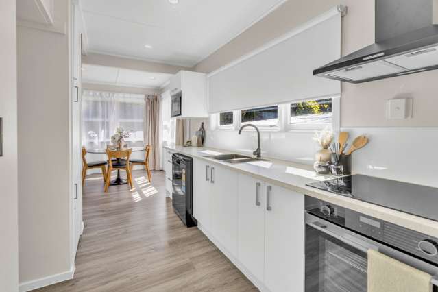 2 Werrina Crescent Mangakakahi_3