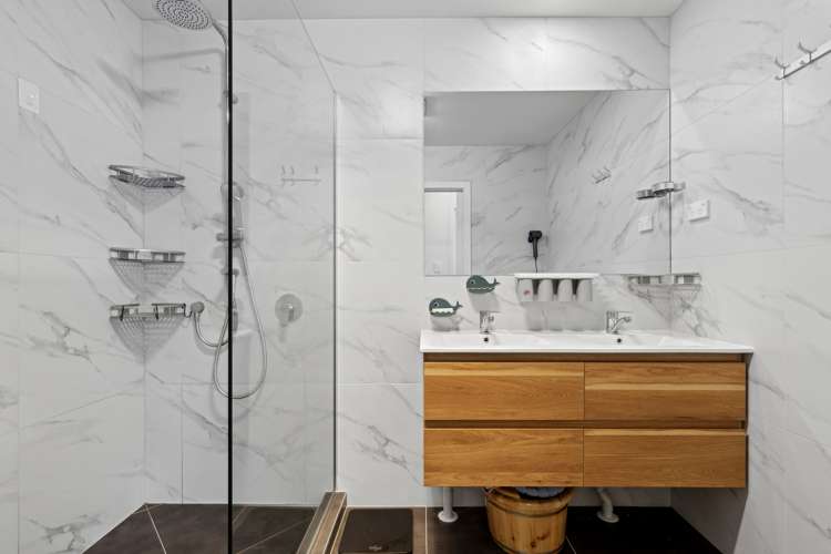 3 Julia Place Totara Vale_10