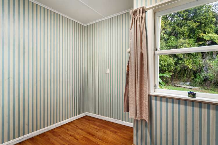 11 Adams Road Thornton Bay ThamesCoromandel Houses for Sale