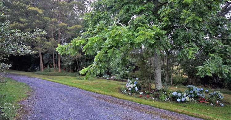 77 Crown Hill Road Paeroa_11