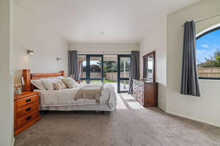 109 Pacific Drive Fitzherbert_7