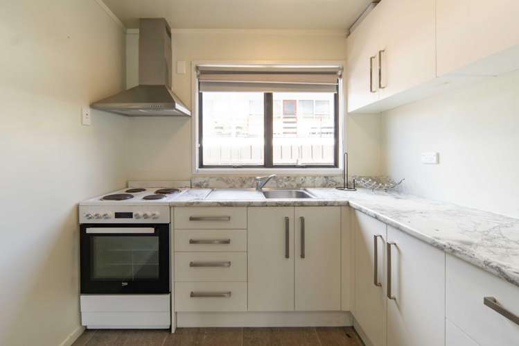 3/125A Knighton Road_0