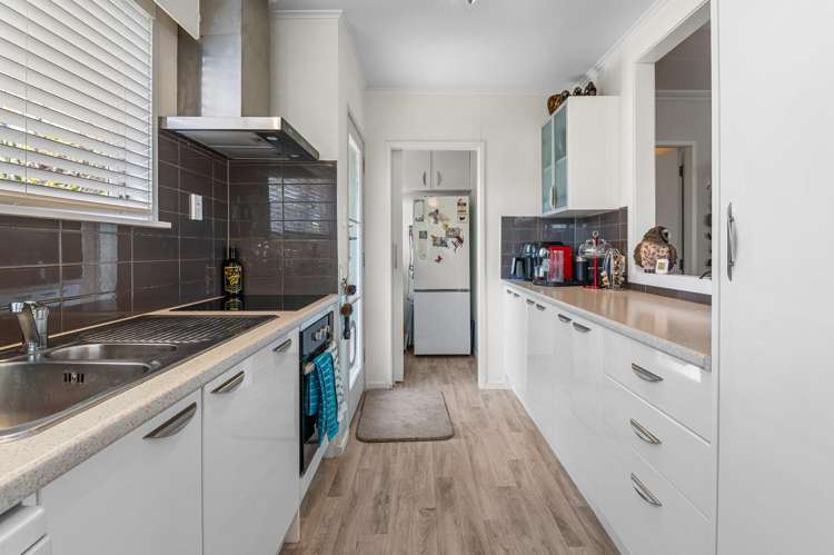 3 Tawavale Street Pukehangi_10