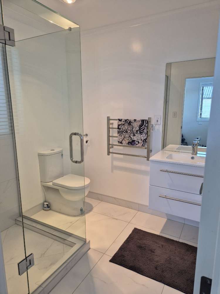 29 Inuwai Street Glenview_11