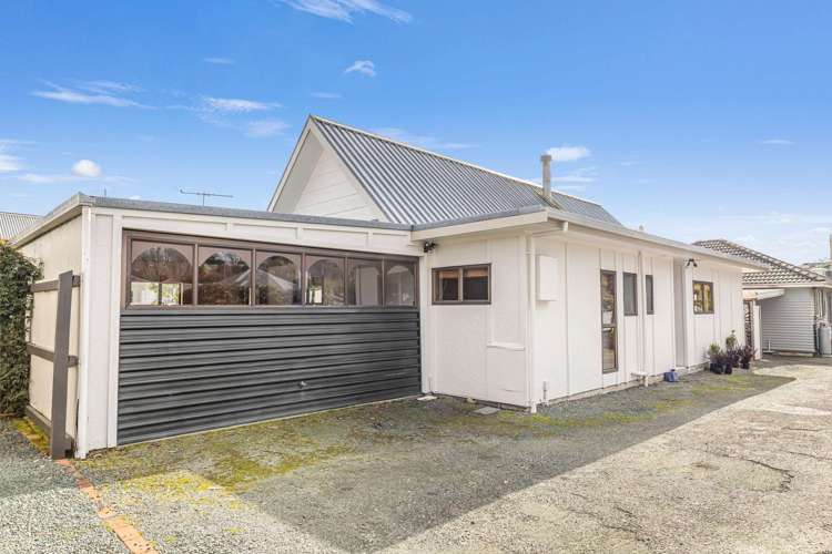 2/12 Arapiki Road Stoke_1