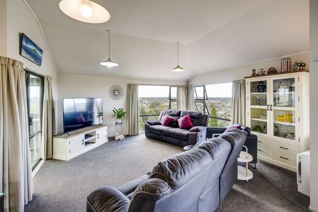 89a Churchill Drive Taradale_2