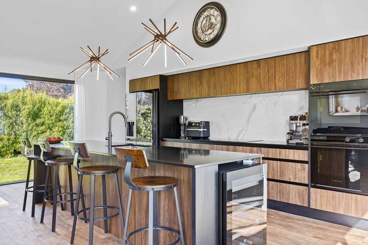 71 Courage Road Amberley_4