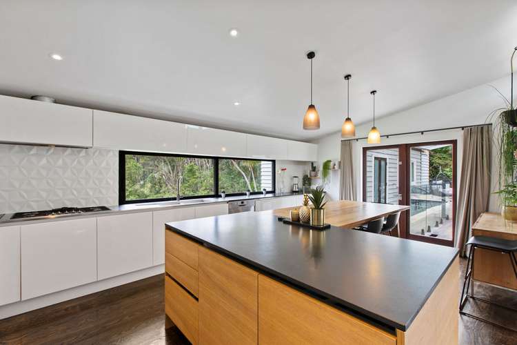 166 Godley Road Titirangi_8