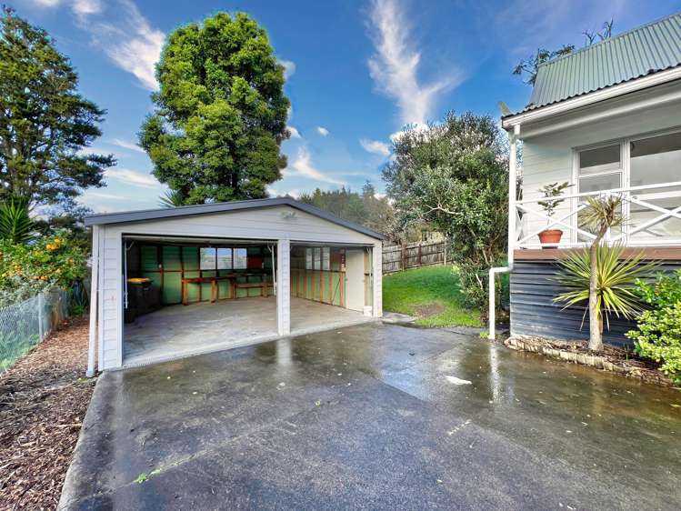 8 Pitcher Place Glen Eden_24