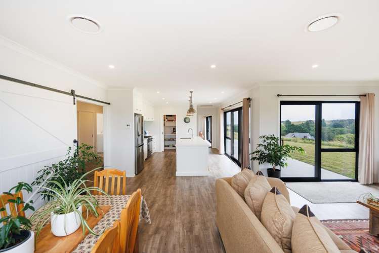 46 Fry Road Halcombe_8