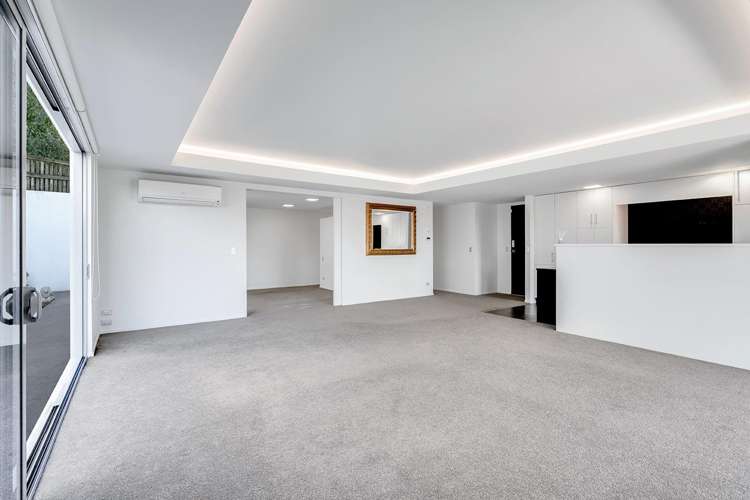 370A River Road 1055_7