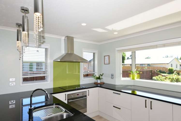 13 Orchard Grove_0