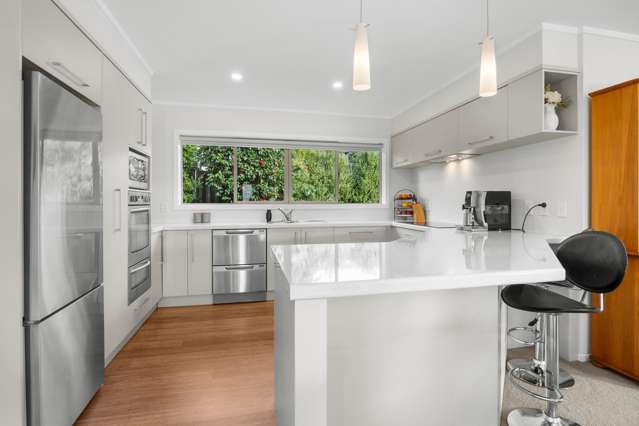 8 Rachael Place Farm Cove_4