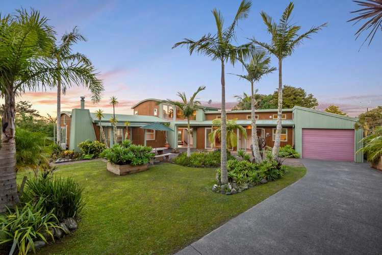 417 Paremoremo Road_0