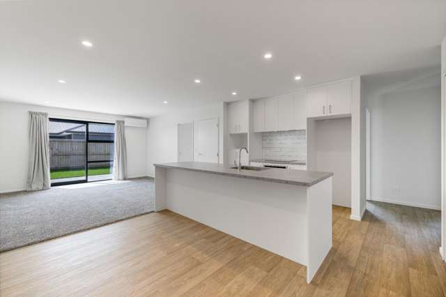 171A Brookside Road 11103_3