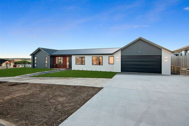 2 Waikaka Place Rototuna North_23