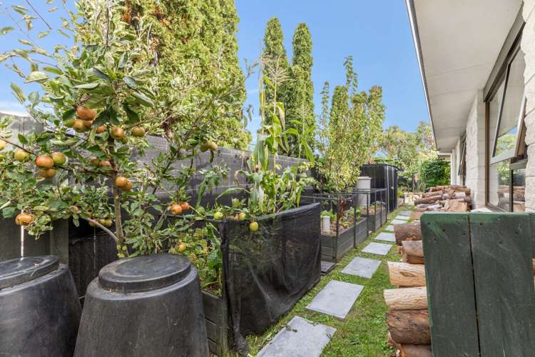 2d Woodfield Avenue Roslyn_18