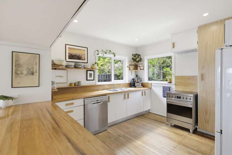 155 Townsend Road Miramar_2